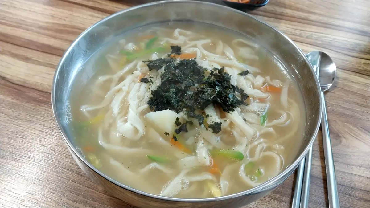 연천-숙이네칼국수-고명