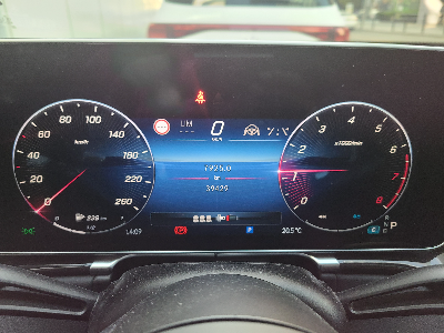 벤츠S 500 4MATIC 계기판