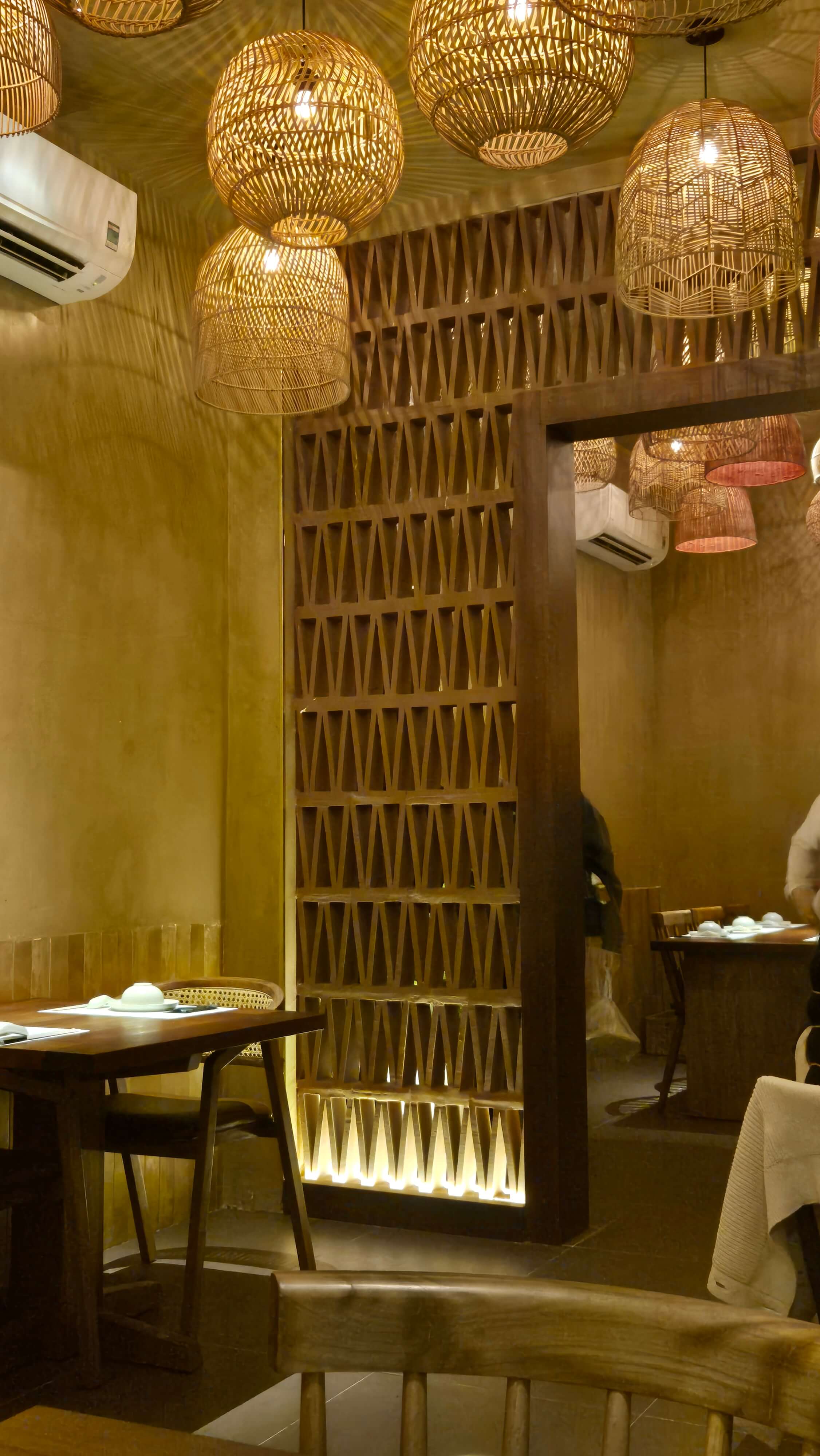 란조 Nh&agrave; h&agrave;ng L&agrave;n Gi&oacute;