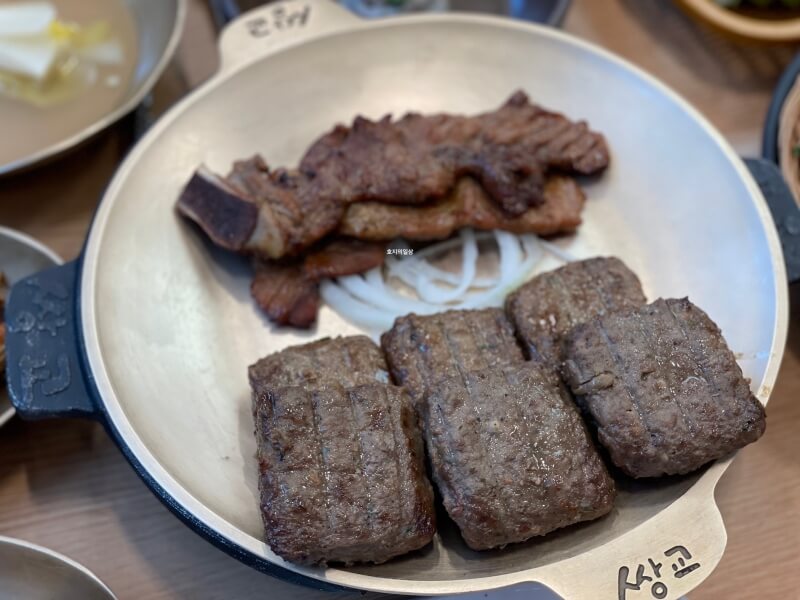 아산 맛집 쌍교숯불갈비 - 커팅 전 돼지갈비&떡갈비
