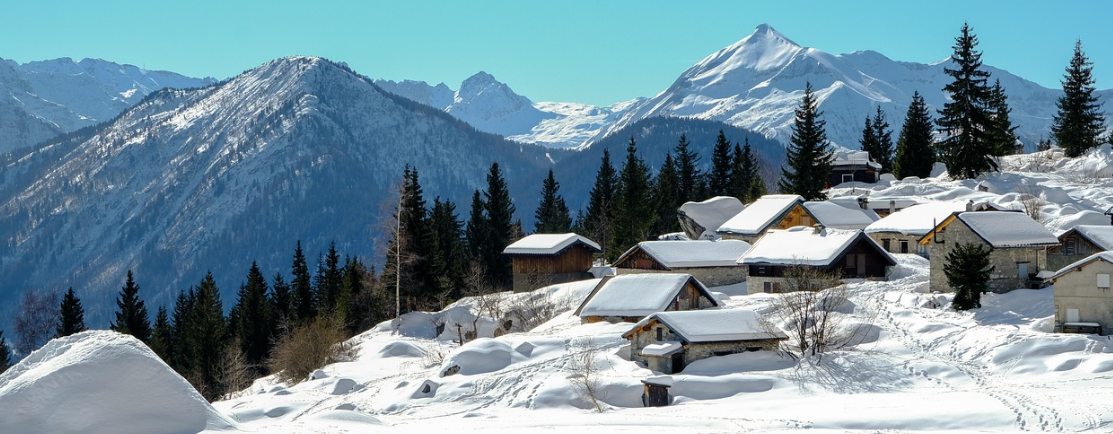 눈 내린 마을의 모습