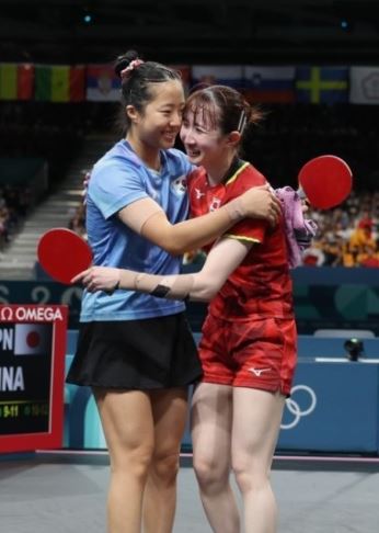 뿌링클 모델 신유빈 선정 프로필 나이 키 먹방 주먹밥