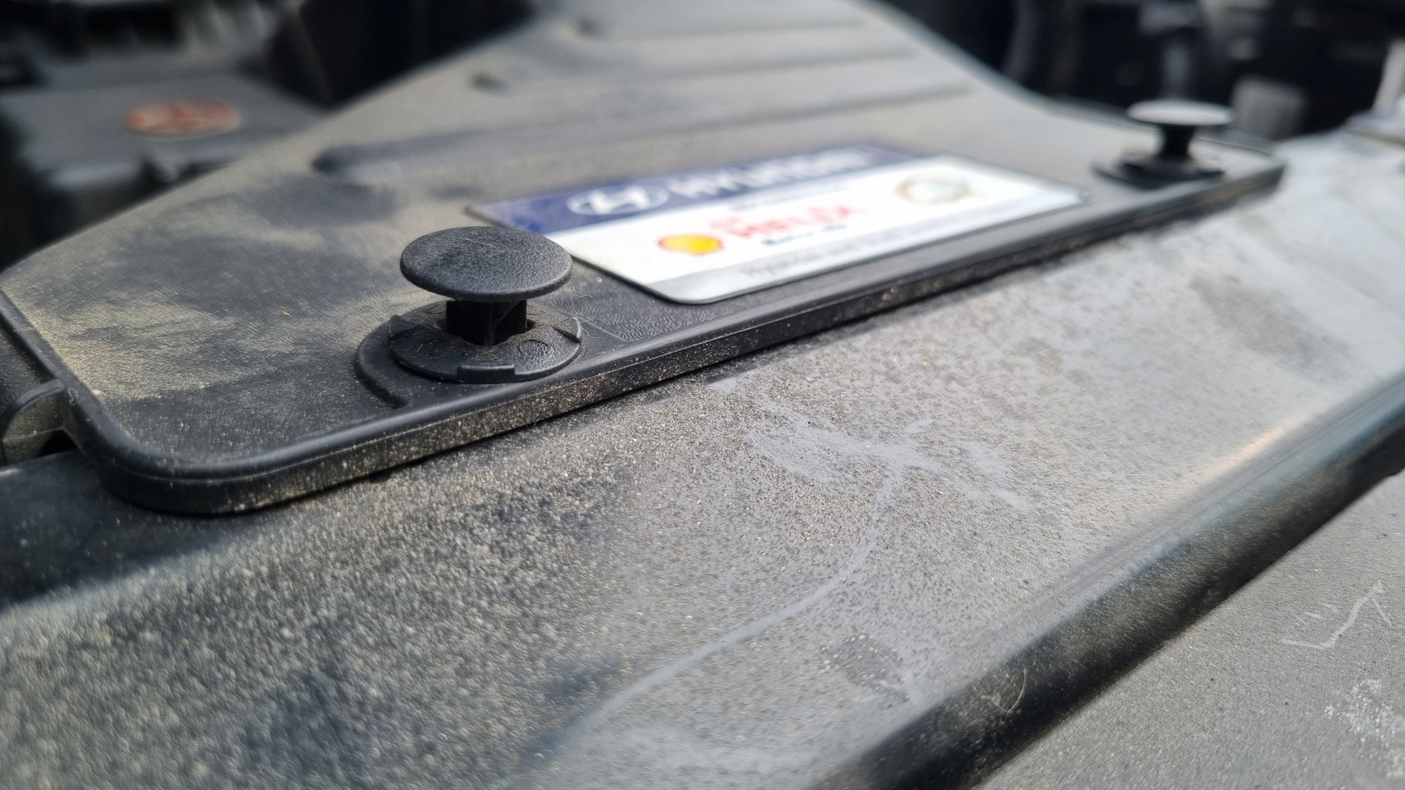 흡기 배관 고정 부품 뺀 모습