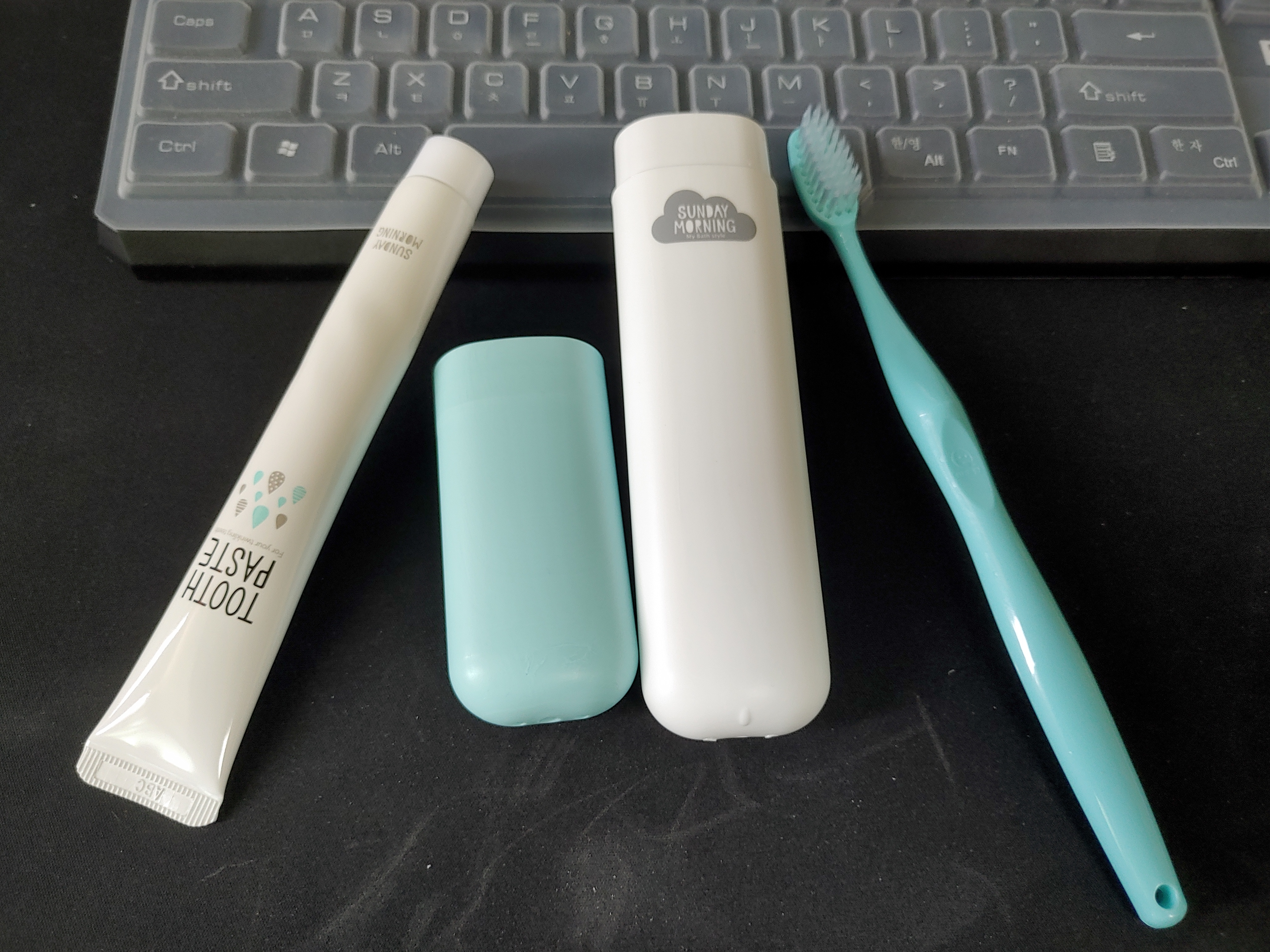 다이소에서 휴대용 치약칫솔세트