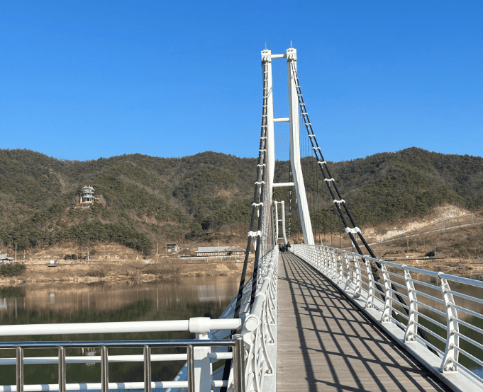 ๊ฒฝ์ฒ์ฌ ๋ค๋ฆฌ