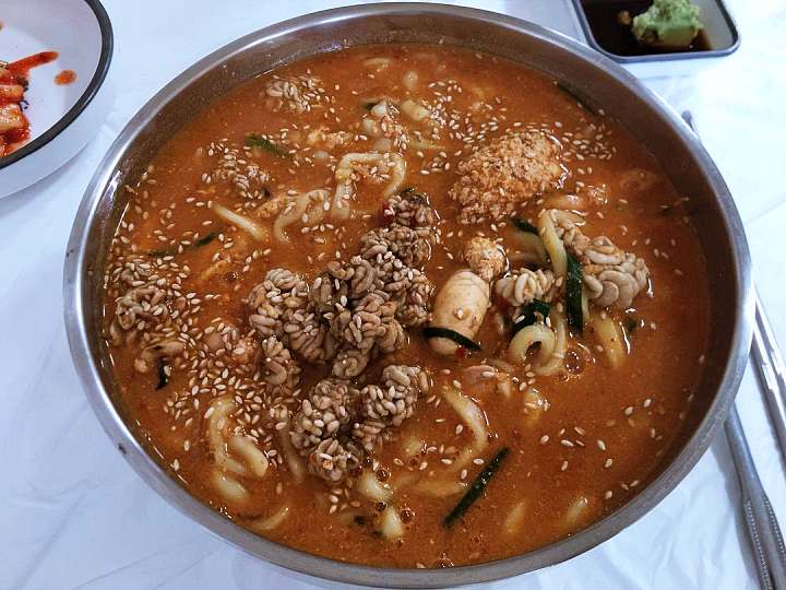 명태 장칼국수 강원 속초 맛집 추천
