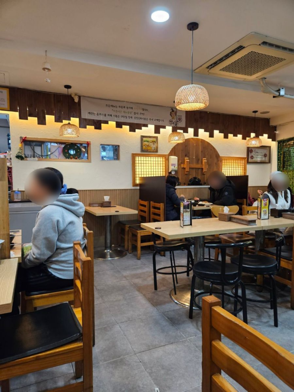 모미락 매장풍경