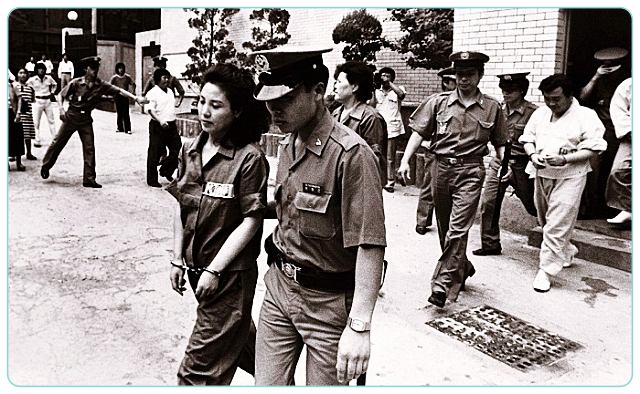 꼬리에-꼬리를무는-이야기-꼬꼬무-큰손-장회장-사기범-장영자