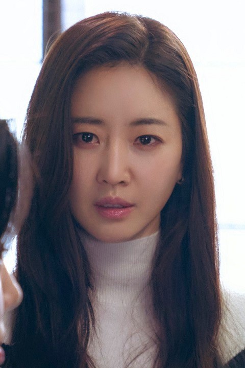 복수해라에서 김사랑의 모습