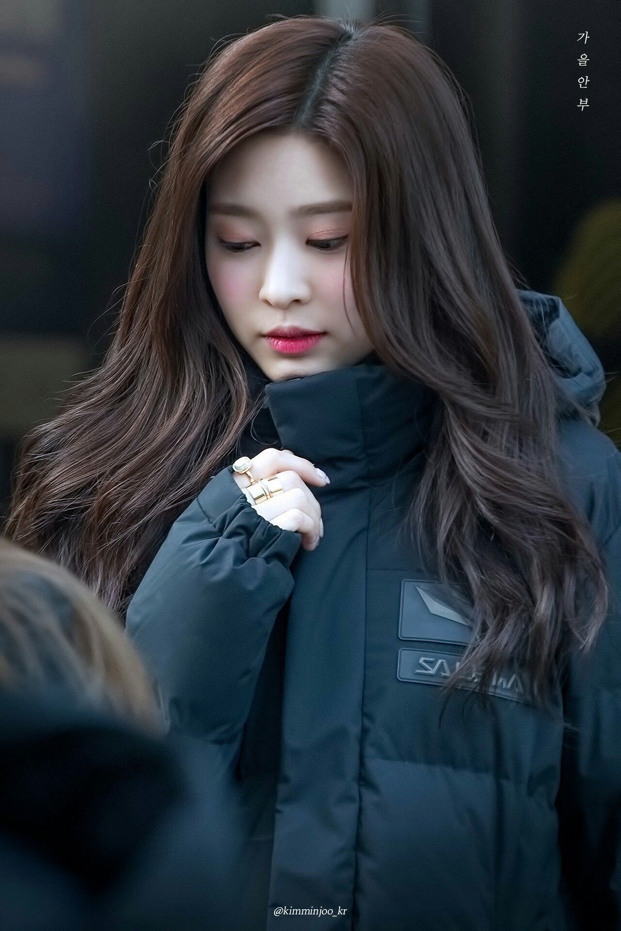 아이즈원 김민주 최애사진