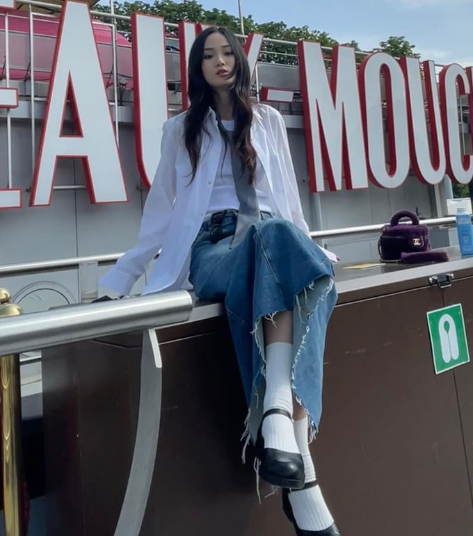 모델 신현지 사복