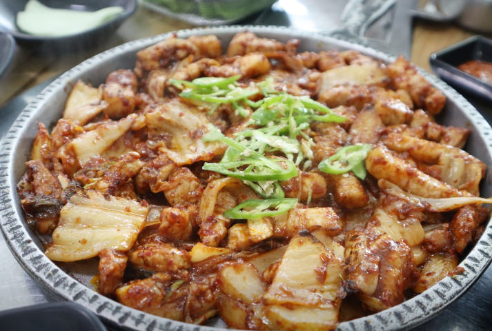 생방송 투데이 김천시 윤가네촌돼지 돼지김치구이