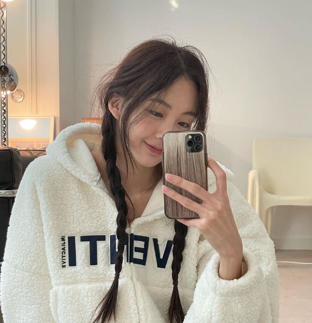 금새록-동안-나이