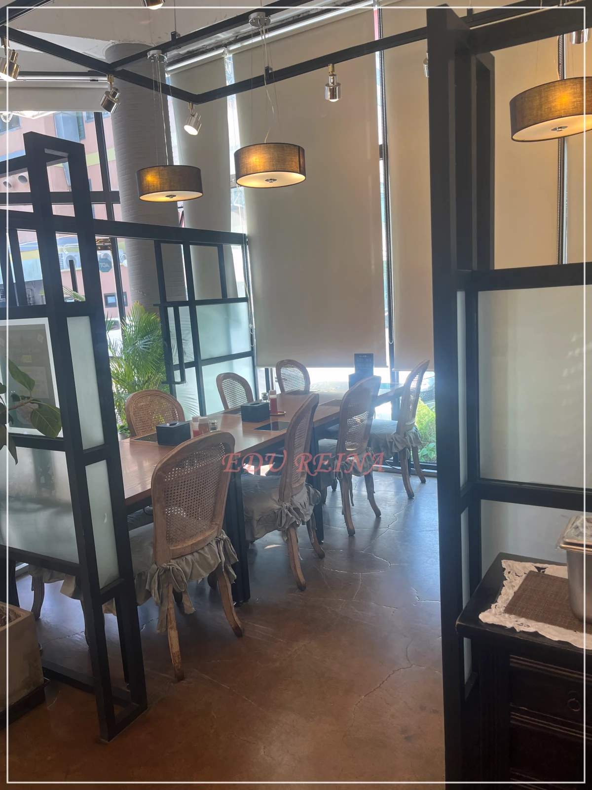 샤브샤브소반-파티션-테이블