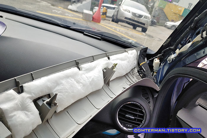 올란도 A필러 커버 분리