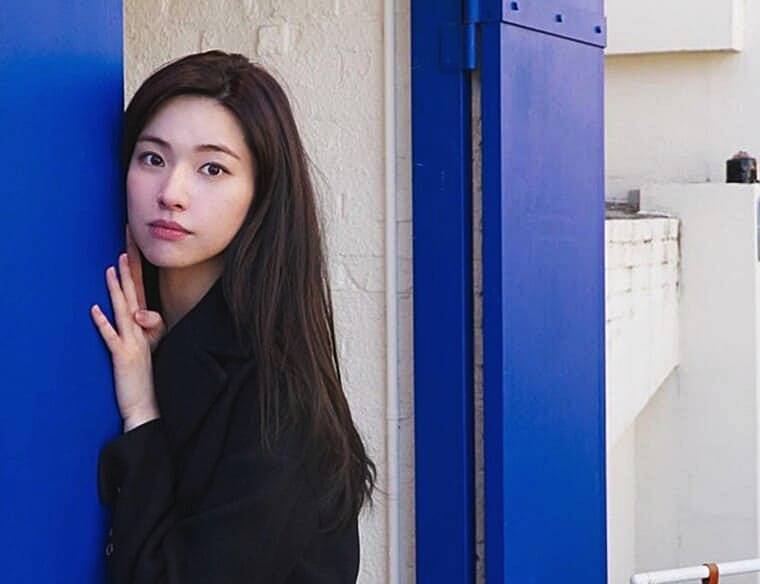 배우-하영
