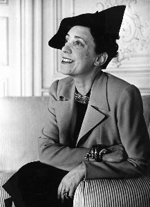 패션세계적인 모자 디자이너: 엘사 스키아파렐리 (Elsa Schiaparelli)