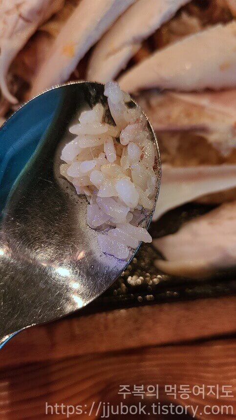 구도로통닭-마늘쫑닭-맛-4