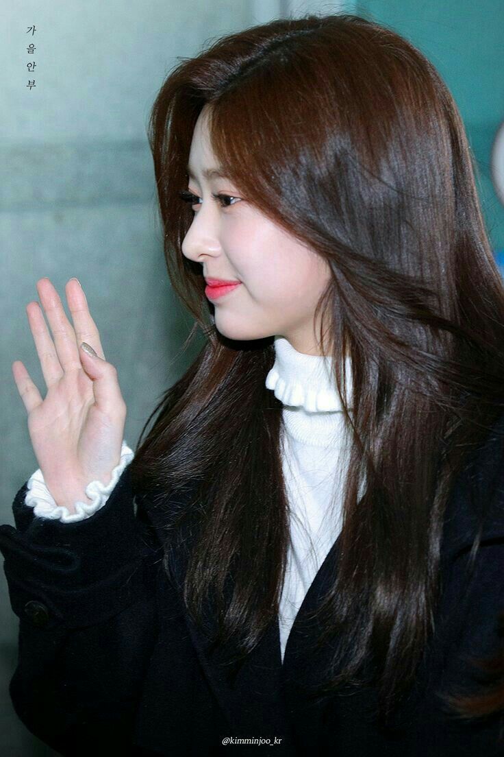 아이즈원 김민주 최애사진