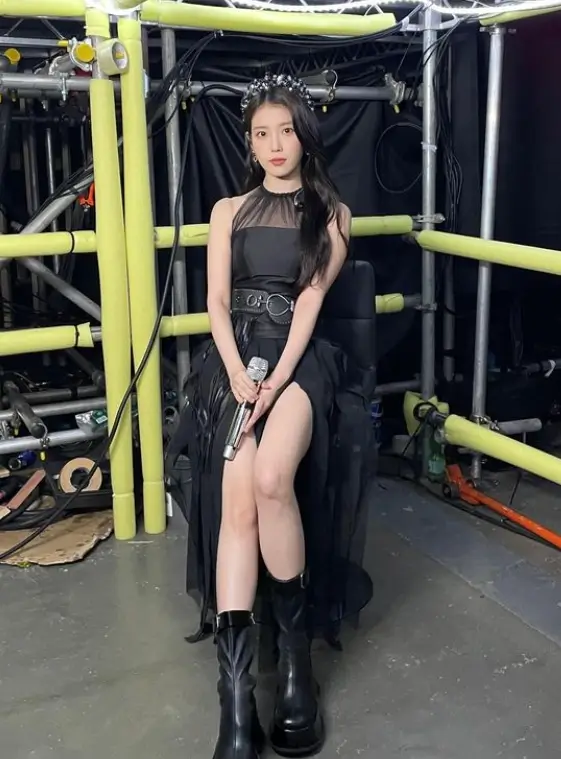 아이유 IU 프로필 갤러리ㅣ노래 음악 mbti 인스타 유튜브