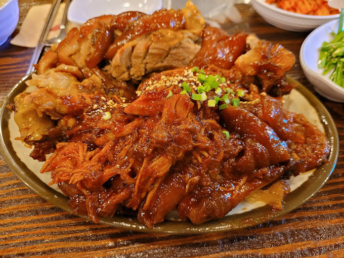 강남 선릉 족발 '뽕나무쟁이' 본점