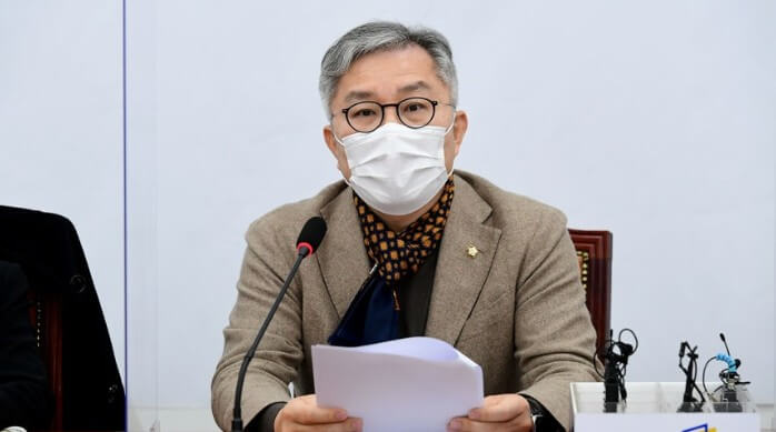 최강욱 국회의원 프로필