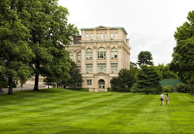 조경학 기반 폐공간 재생 설계 전략과 경관복원 접근