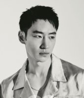 오른쪽_옆모습