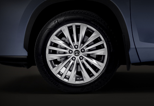 도요타 하이랜더 외부 디자인