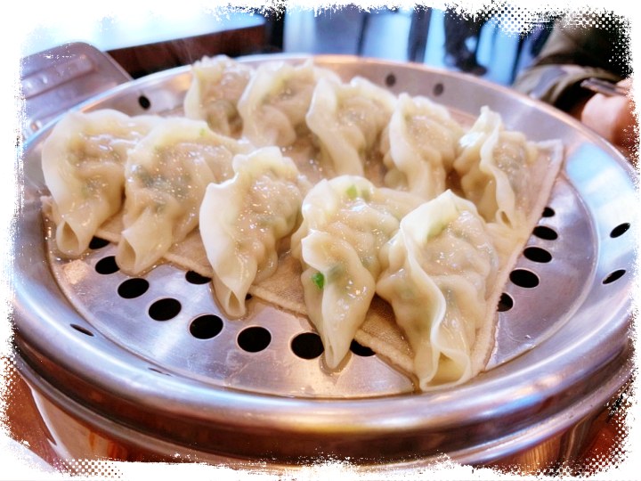 생생정보-제1443회-강원도-춘천-35년-노포-만두-맛집-소개