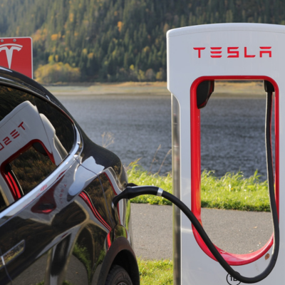 전 세계에서 가장 많이 팔린 자동차는 테슬라 모델Y