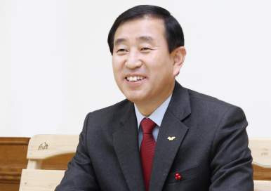 조길형 충북지사 사퇴... '충주맨' 키운 뚝심도 외면한 국힘 공천 내정설의 비극(프로필)