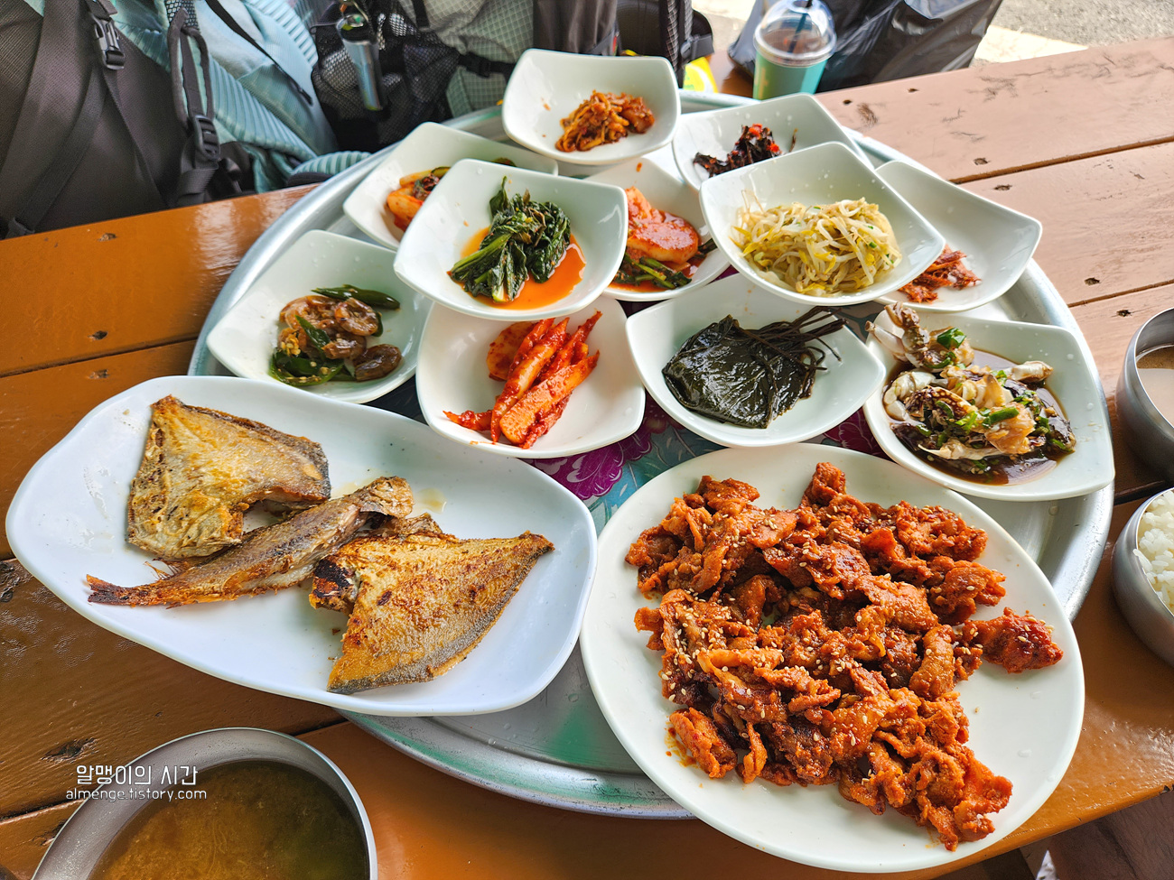 #26-2 여수 개도 백패킹_여기 온돌 돌침대 있어요 (노지 캠핑) - undefined - 개도 갯마을 식당 #26-2 여수 개도 백패킹_여기 온돌 돌침대 있어요 (노지 캠핑) - undefined - 개도 갯마을 식당