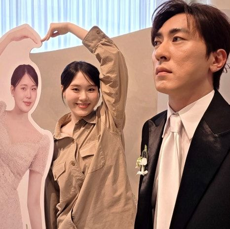 김원훈 결혼과 엄지윤의 '전참시' 폭로, '장기연애' 콘텐츠의 성공 비결과 현실 부부의 반응 분석