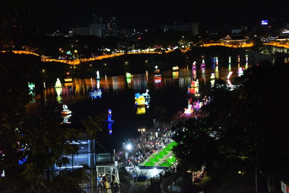 진주남강유등축제
