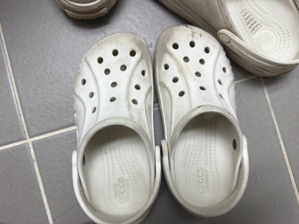 크록스 흰색 세탁법