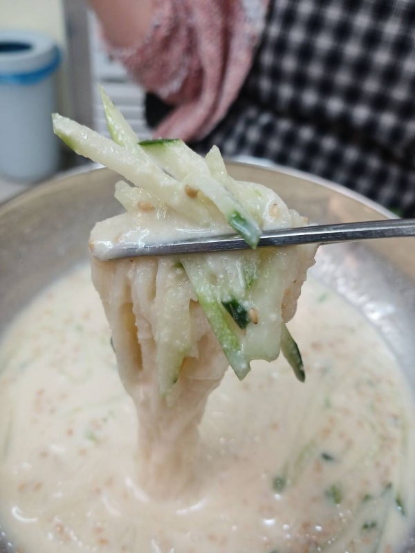 정성만두 콩국수 비주얼