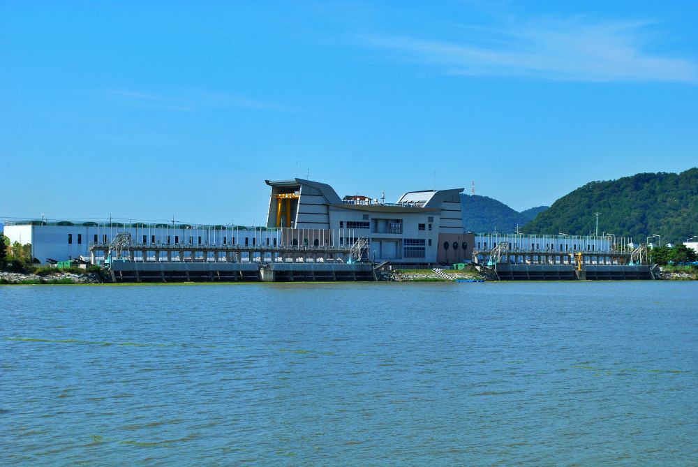 순아마을에서본 녹산수문