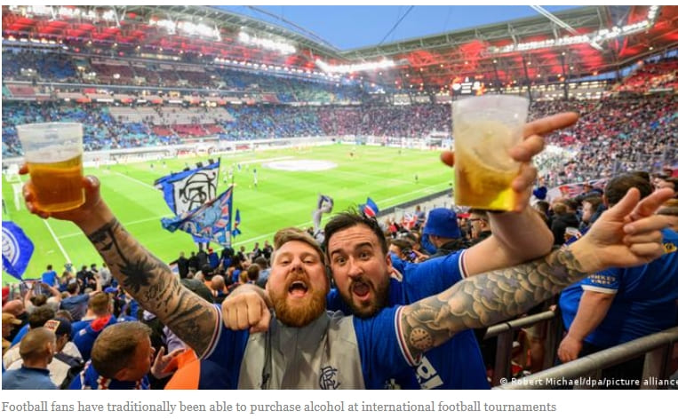 월드컵 술 한잔에 이렇게 비싸다고?...그나마 아무 때나 먹지도 못해 FIFA may strictly limit alcohol sales at Qatar World Cup