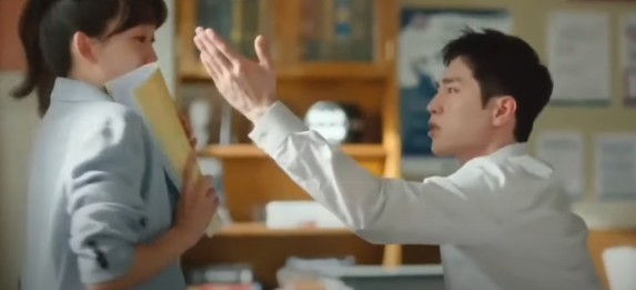 코믹액션 드라마 언더커버 하이스쿨 몇부작, 줄거리 결말, 등장인물