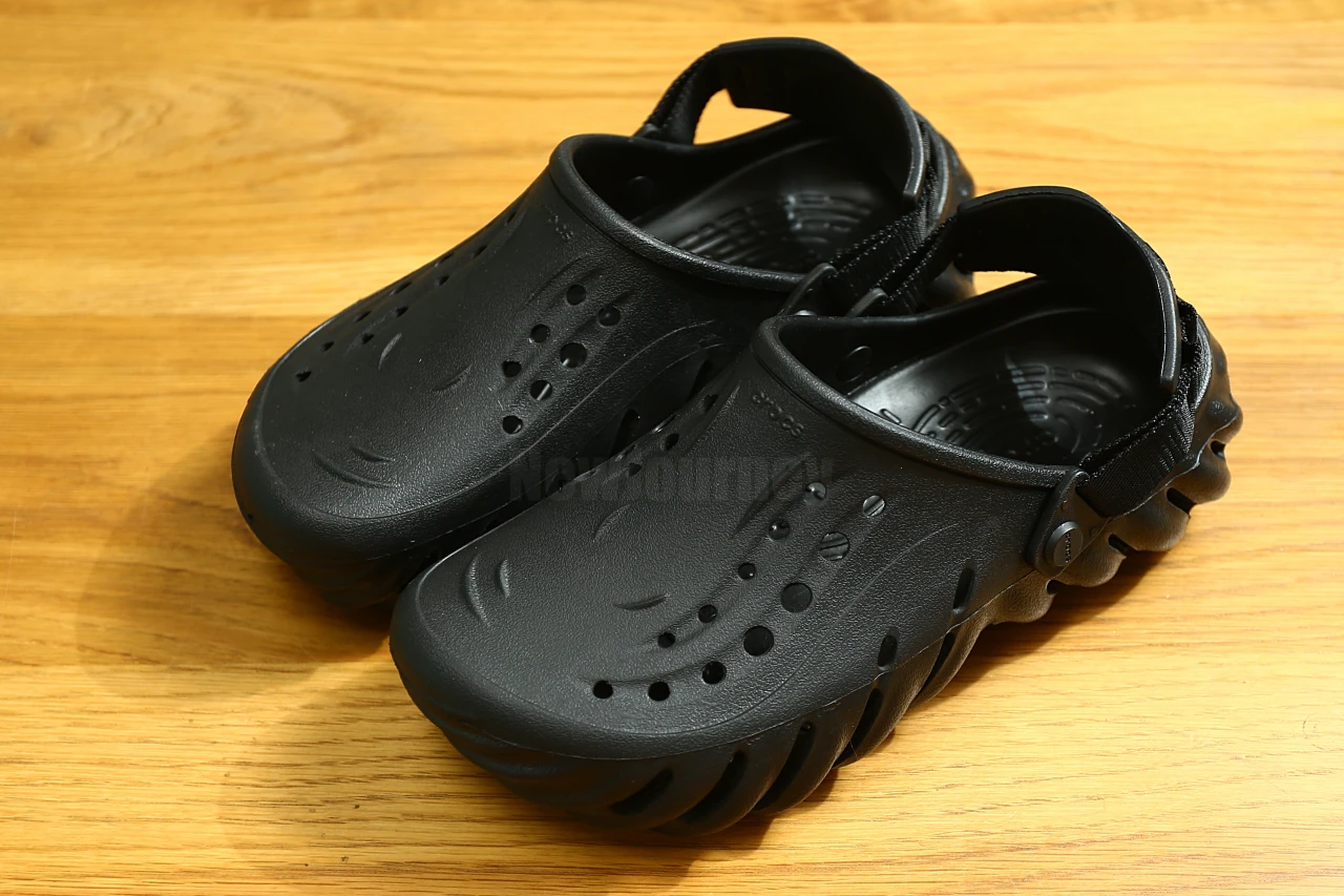 크록스 에코 클로그 완성컷 Crocs Echo Clog final look