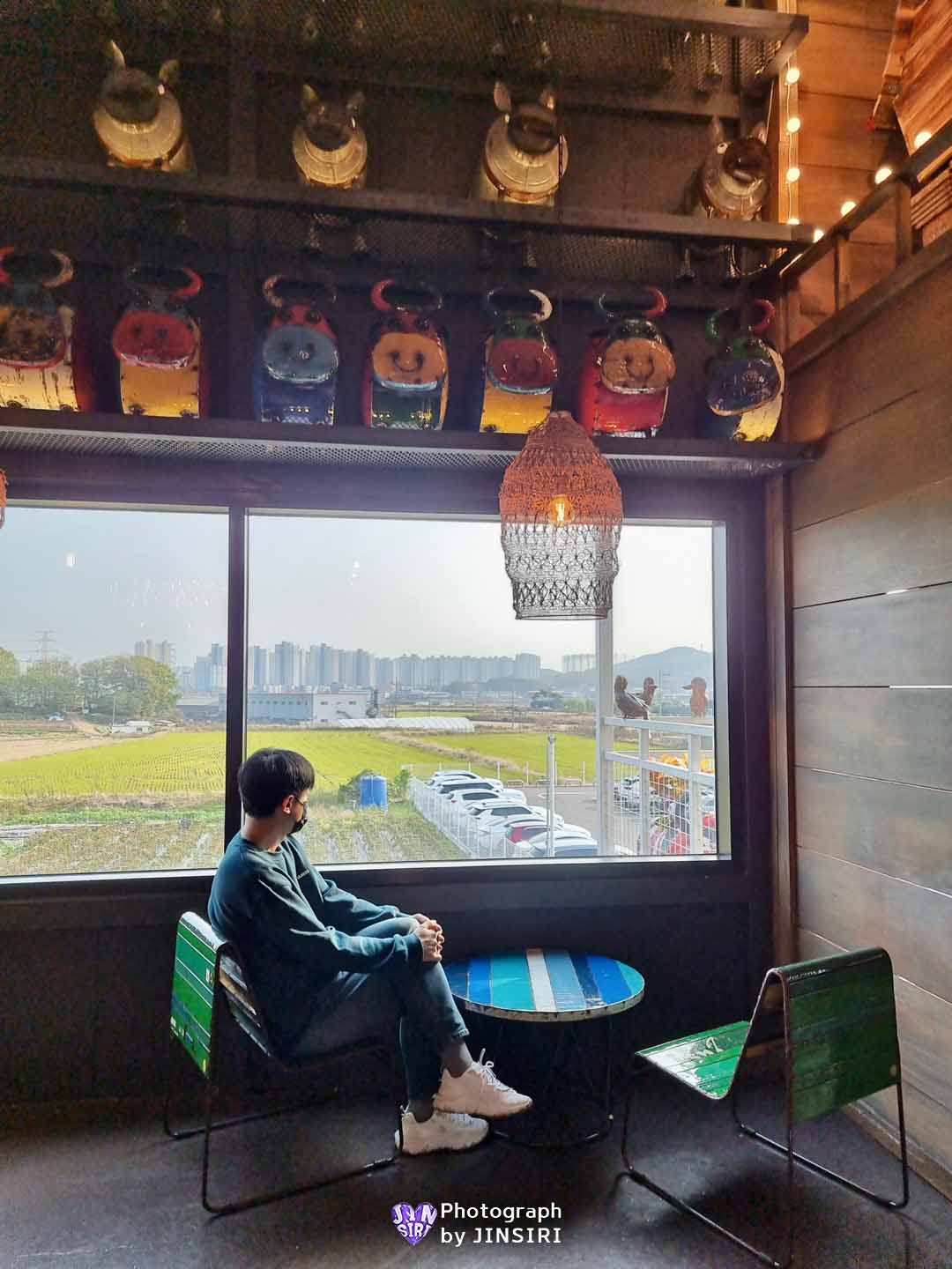 ๊นํฌ ์์ด ๋ณตํฉ๋ฌธํ๊ณต๊ฐ ๋ํ ๋ธ๋ฐ์น ๋ฒ ์ด์ปค๋ฆฌ ์นดํ 55๊ฐค๋ฐ