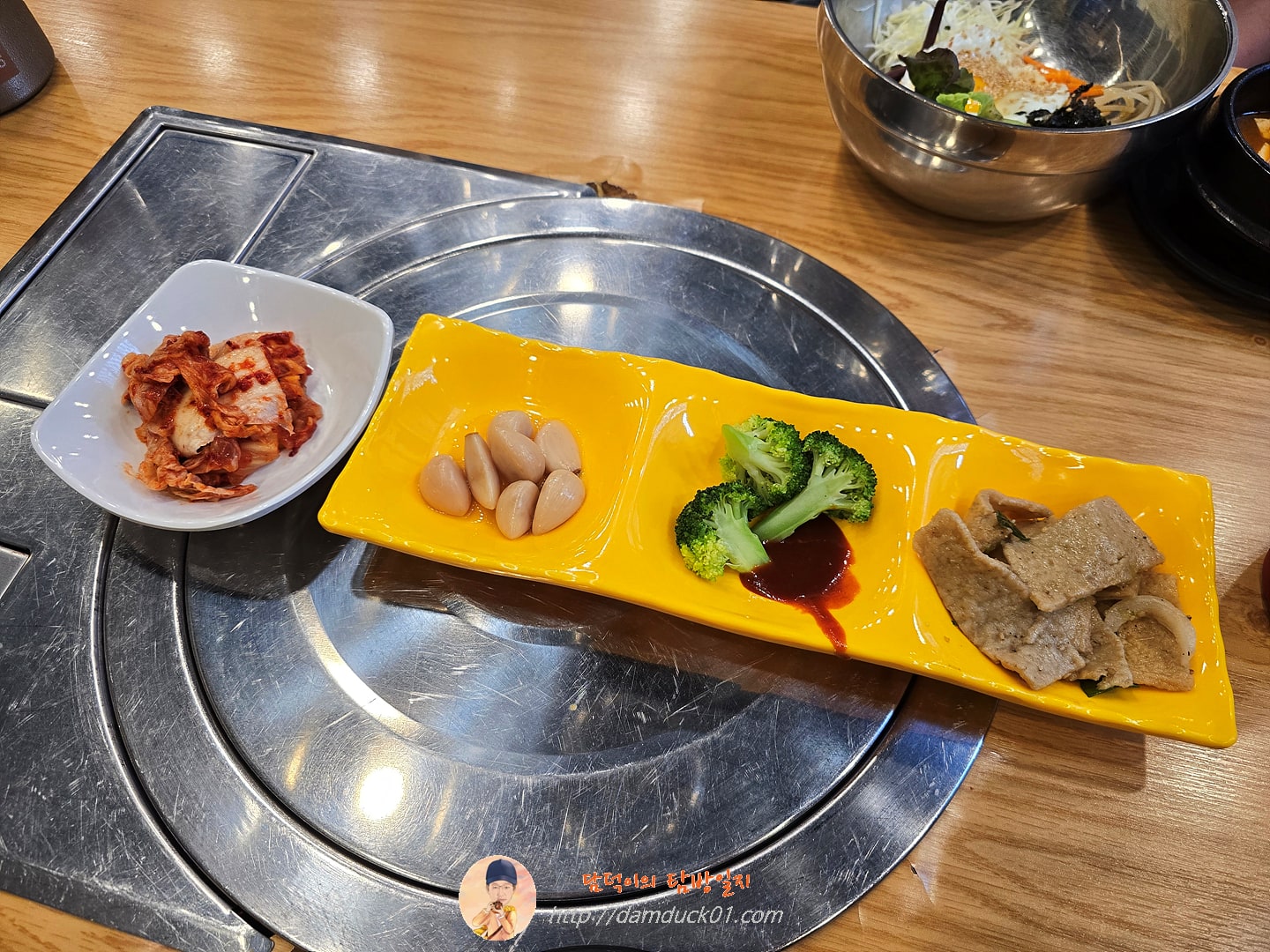 초심한우 반찬