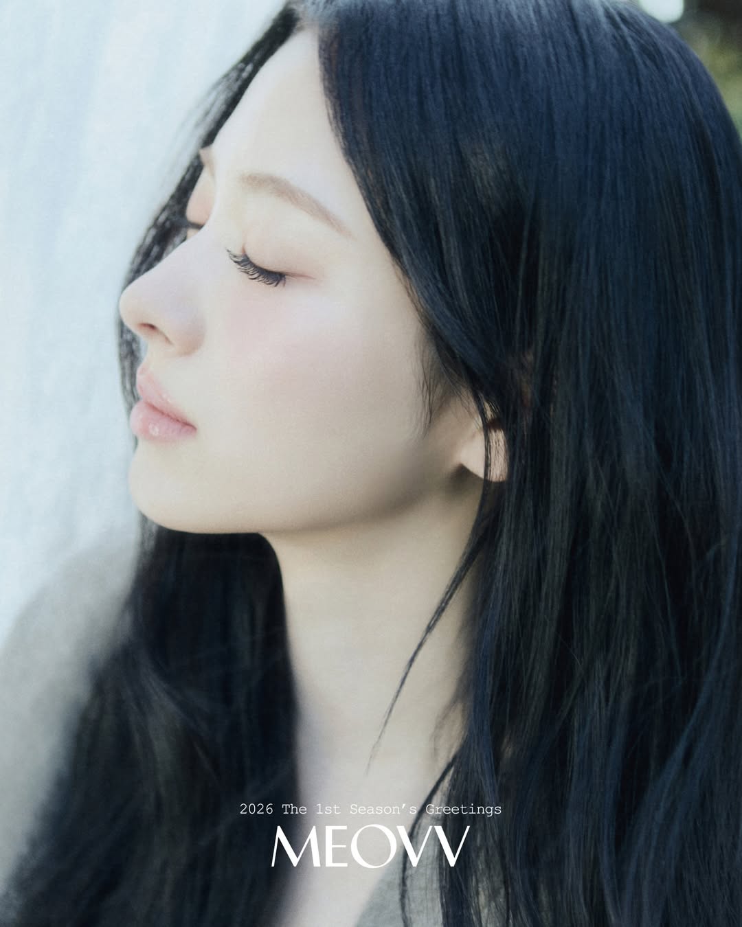 데뷔하고 처음으로 청순 컨셉 한 미야오.gif | 인스티즈