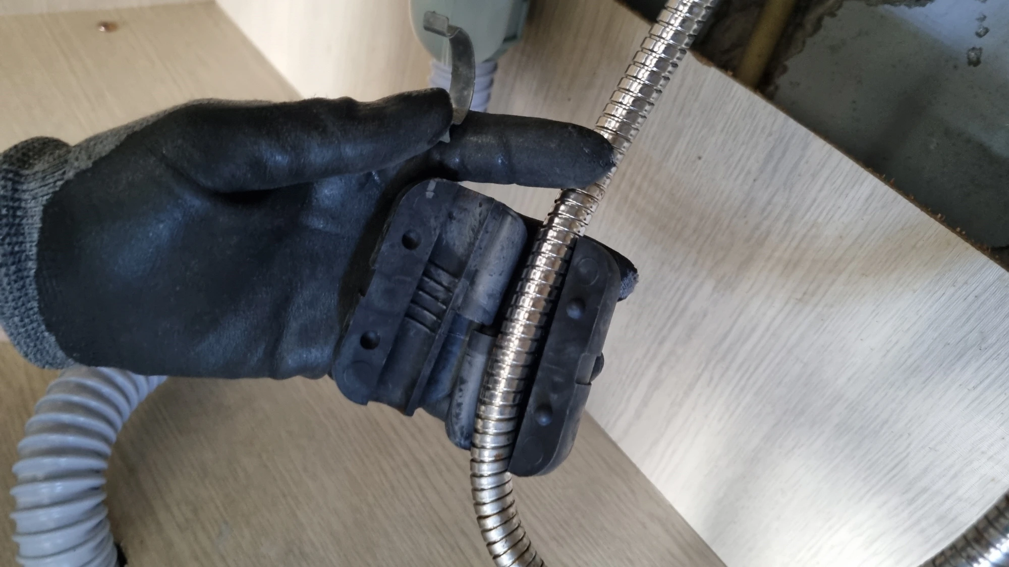 무게추 분리 모습