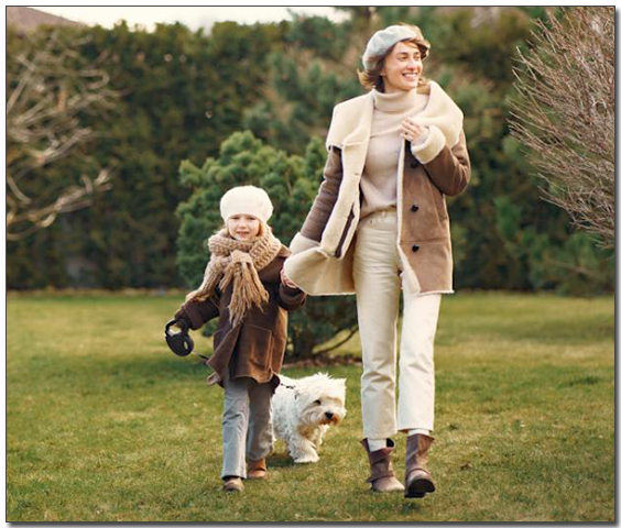 ๊ฐ์กฑ๋ค๊ณผ ์ฆ๊ฑฐ์ด ๋น์ํ๋ฆฌ์ 