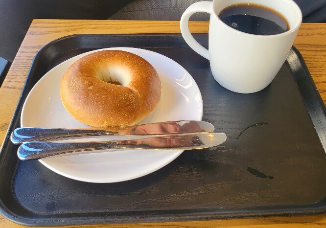 스타벅스 더블 에스프레소 크림라떼 탕종베이글