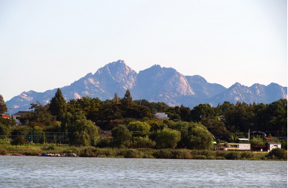 서울 근교 최고의 봄 산행지, 북한산