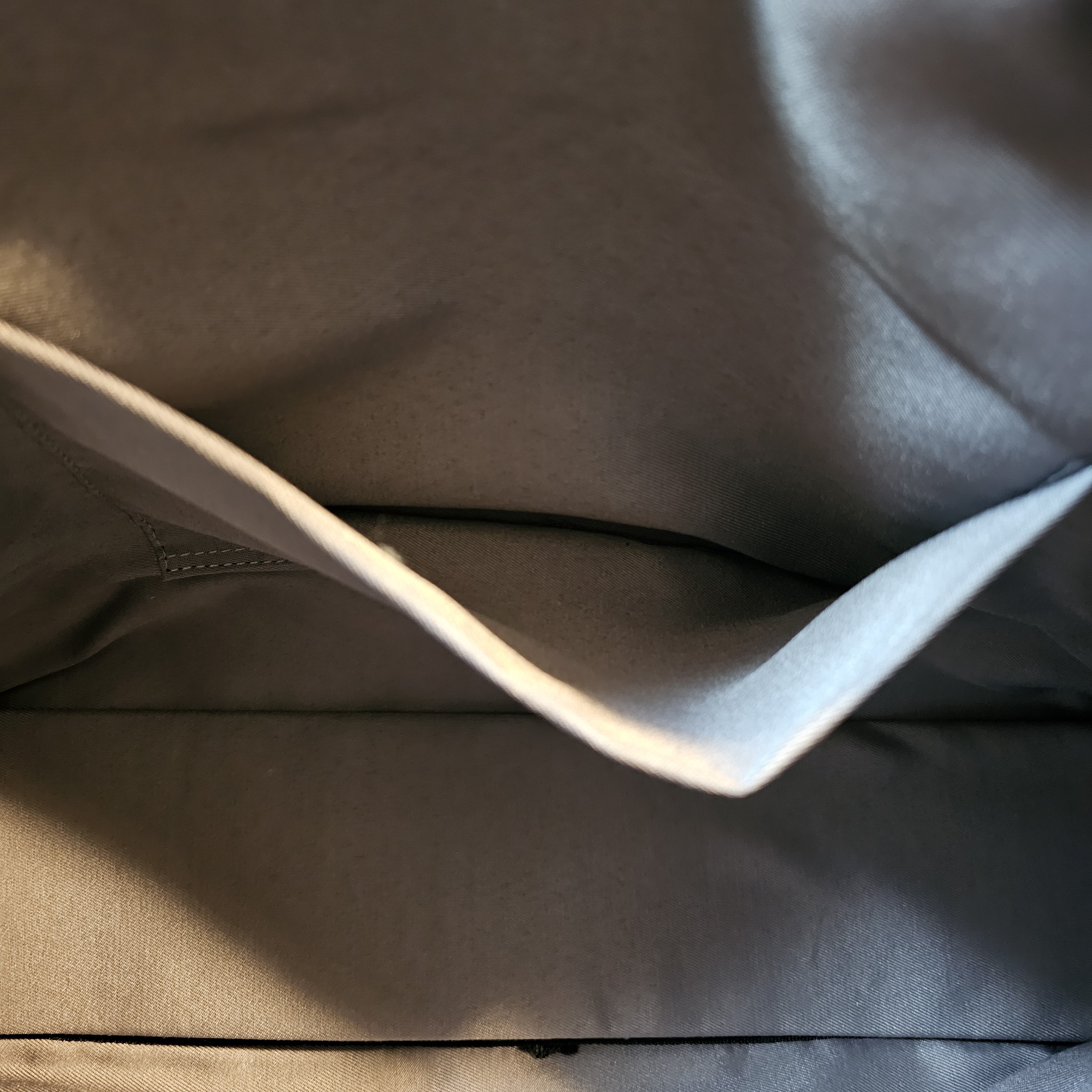 아코크 메신저백