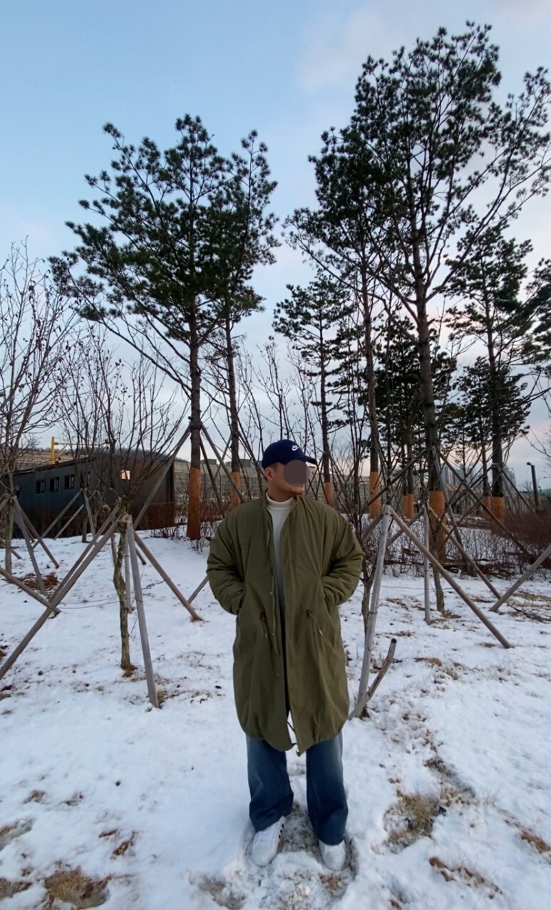 데일리룩(오뭘입)나이키 헤리티지 86 퓨추라 워시드 볼캡, 유니클로 모크넥 니트, 인더스트 개파카 M65 피시테일, 에러스익셉티드 왁스드 데님팬츠, 아디다스 아디코트, OOTD